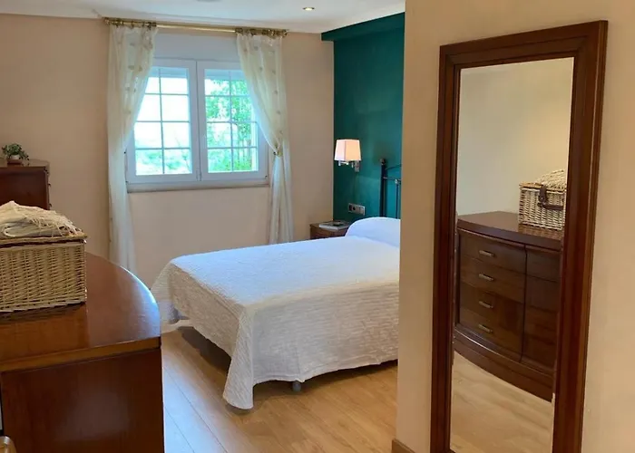 San Martin De Huerces * Χιχόν